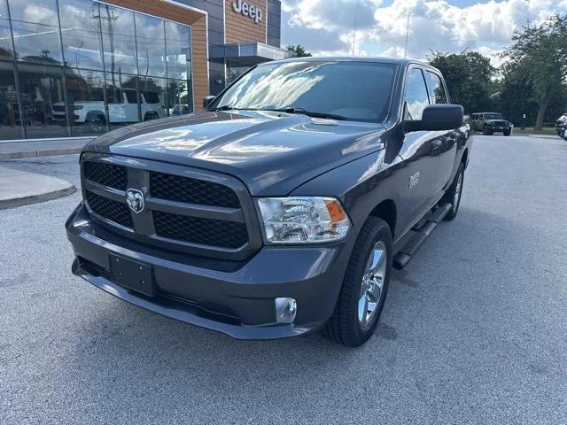 2017 RAM 1500 Express Crew Cab 4x4 57 Box
