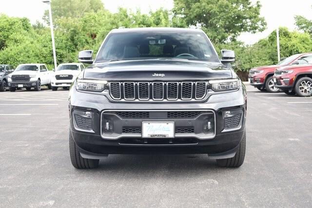 2022 Jeep Grand Cherokee L Overland 4x4 2022 Jeep Grand Cherokee L Overland 4x4