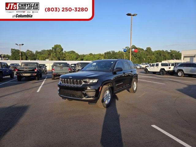 2025 Jeep Grand Cherokee GRAND CHEROKEE LAREDO 4X2