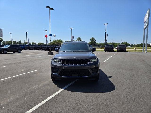 2025 Jeep Grand Cherokee GRAND CHEROKEE LAREDO 4X2