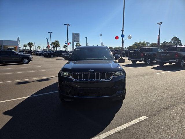 2025 Jeep Grand Cherokee GRAND CHEROKEE LAREDO 4X2 2025 Jeep Grand Cherokee GRAND CHEROKEE LAREDO 4X2