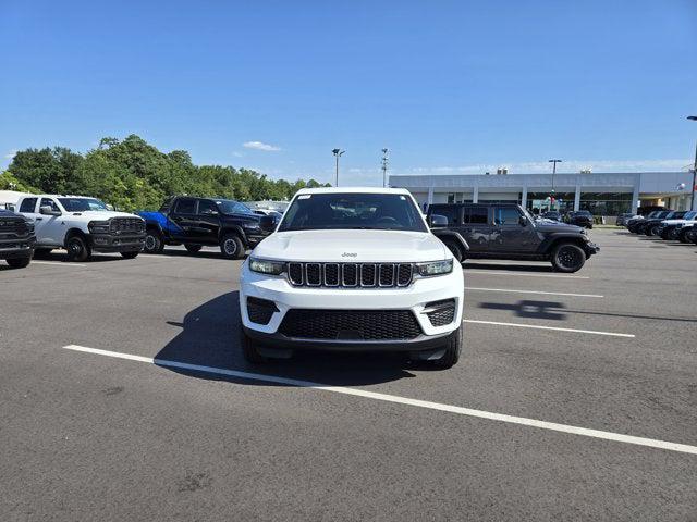 2025 Jeep Grand Cherokee GRAND CHEROKEE LAREDO 4X2