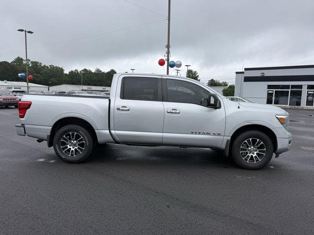 2020 Nissan TITAN Crew Cab SV 4x2