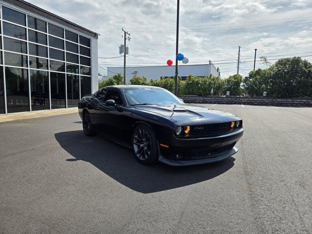 2016 Dodge Challenger R/T Plus