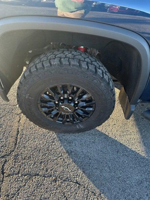 2023 Chevrolet Silverado 2500HD 4WD Crew Cab Standard Bed LTZ