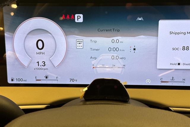 2026 Genesis GV70 2.5T Advanced