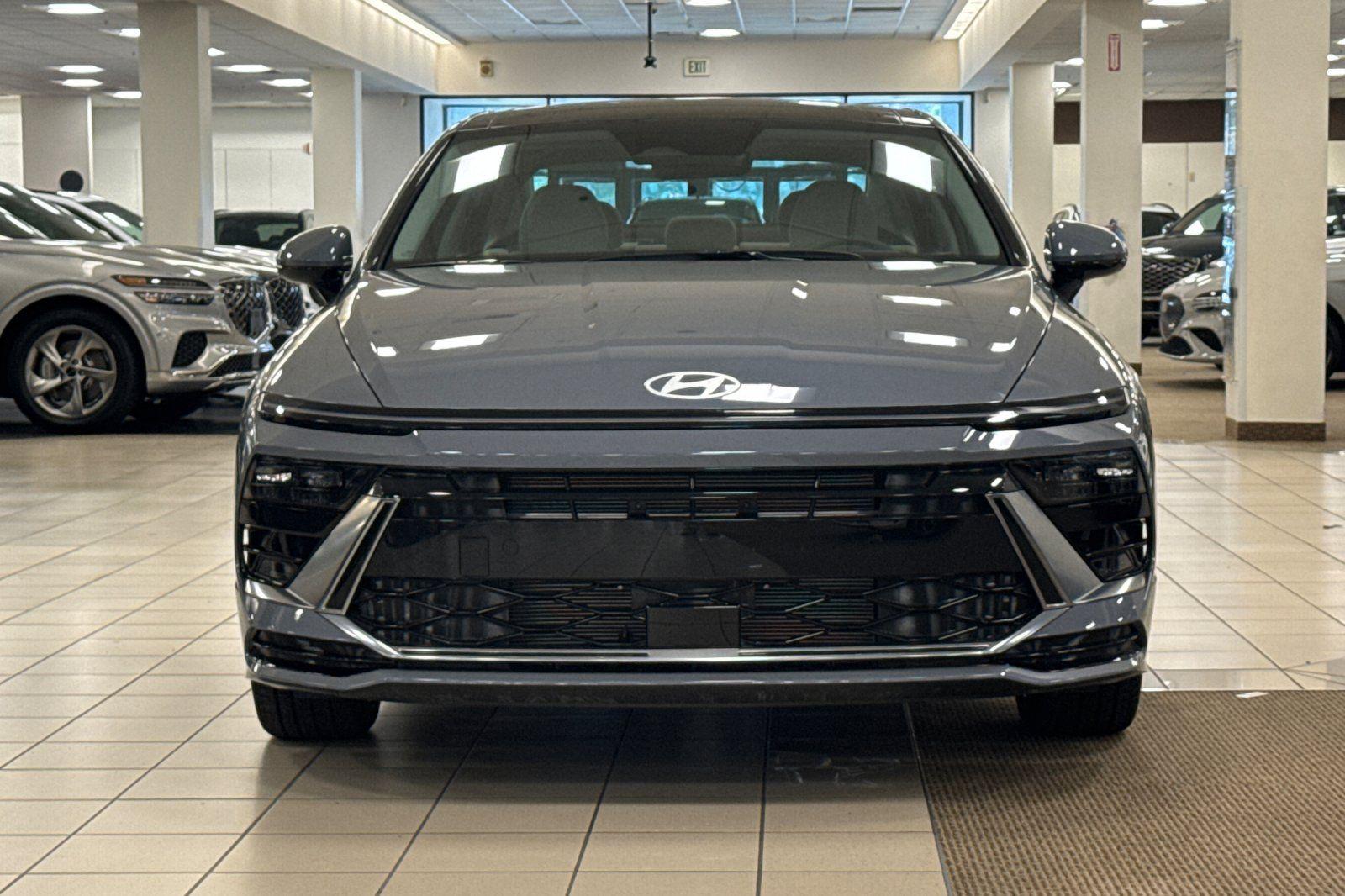 2025 Hyundai Sonata SEL - Photo 9