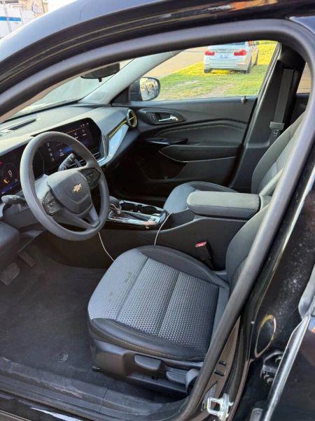 2025 Chevrolet Trax FWD LT