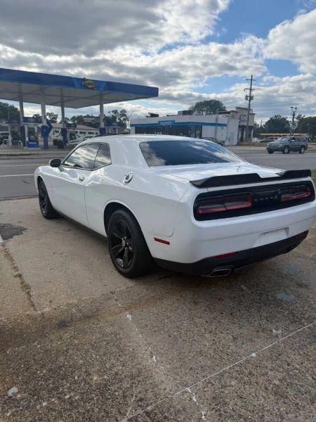2016 Dodge Challenger SXT