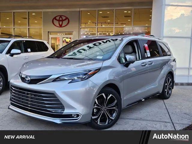 2025 Toyota Sienna Platinum for sale in Pinellas Park, FL