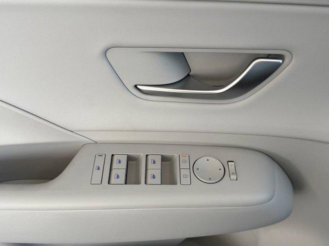 2026 Hyundai Kona SEL Premium - Photo 9