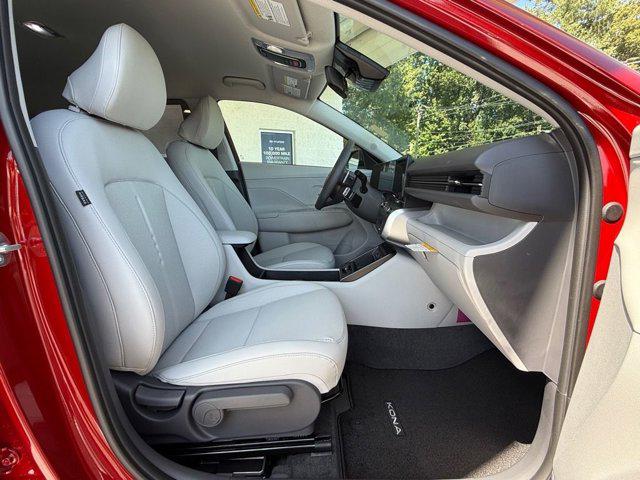 2026 Hyundai Kona SEL Premium - Photo 13