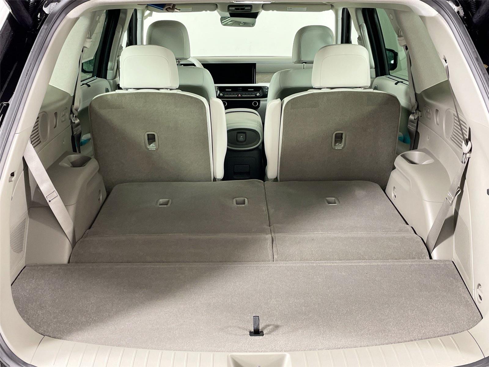 2026 Hyundai Palisade Limited - Photo 29