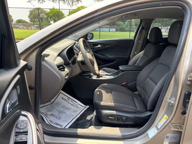 2022 Chevrolet Malibu FWD LT