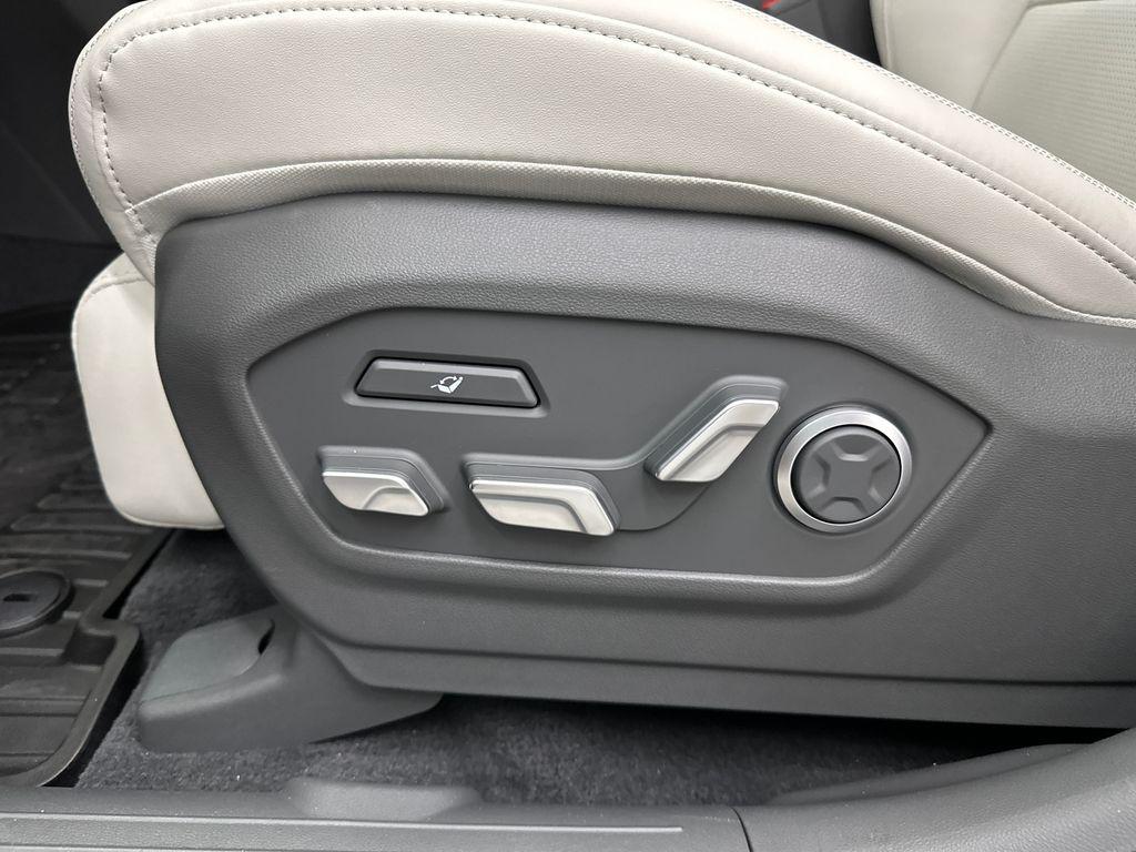 2026 Hyundai Santa Fe Calligraphy - Photo 10