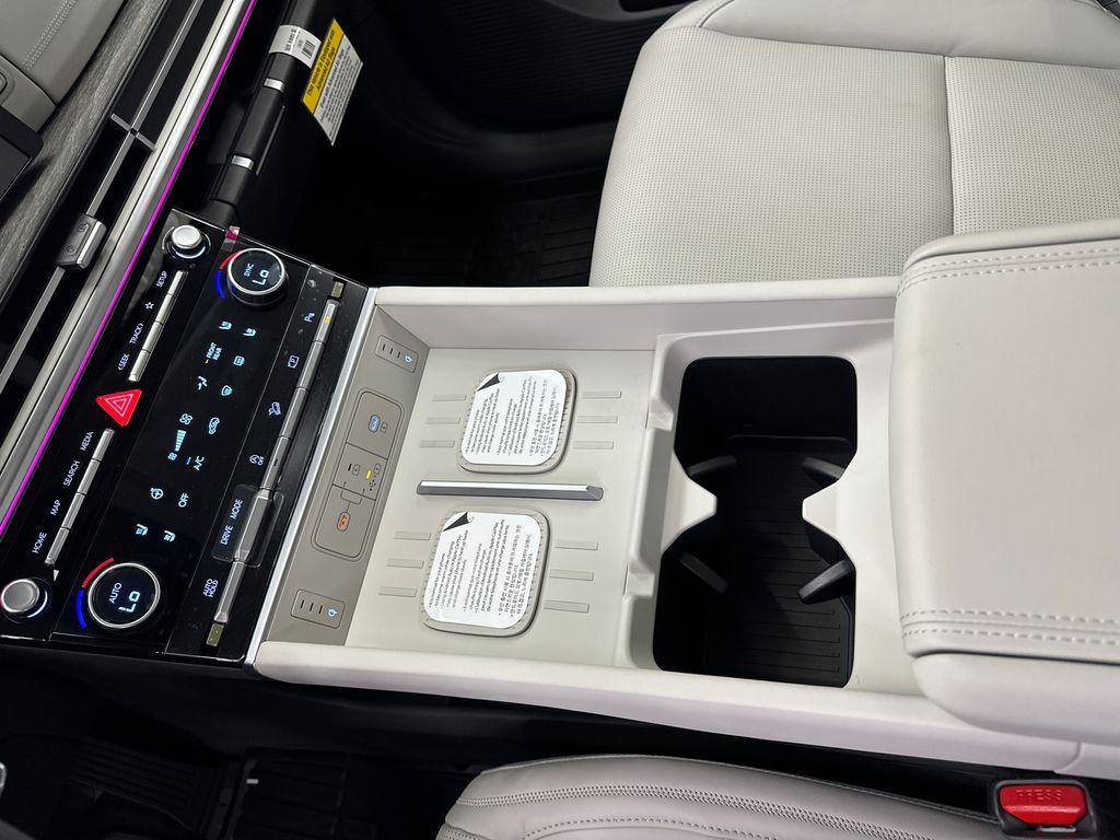 2026 Hyundai Santa Fe Calligraphy - Photo 33