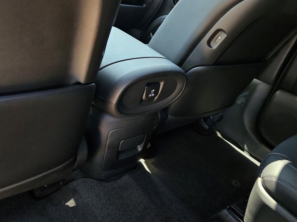2026 Hyundai Palisade XRT Pro - Photo 16