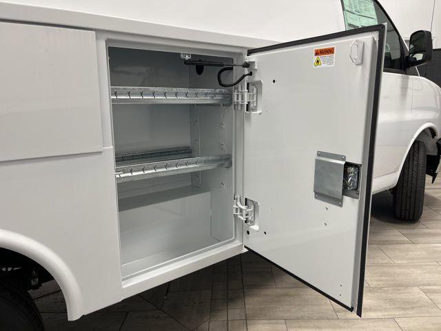 2025 Chevrolet Express Cutaway Work Van