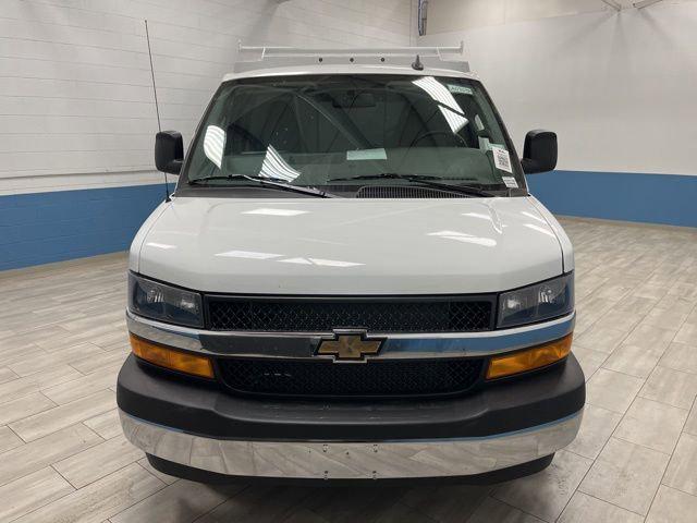 2025 Chevrolet Express Cutaway Work Van