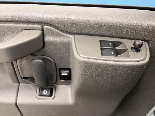 2025 Chevrolet Express Cutaway Work Van