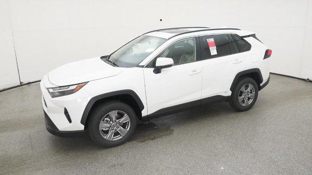 2025 Toyota RAV4 Hybrid XLE