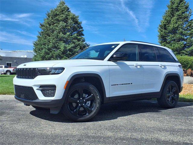 2025 Jeep Grand Cherokee Altitude X 4x4
