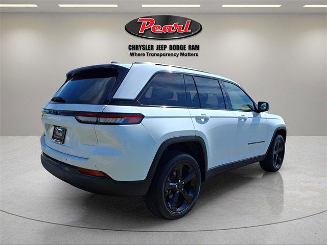 2025 Jeep Grand Cherokee Altitude X 4x4