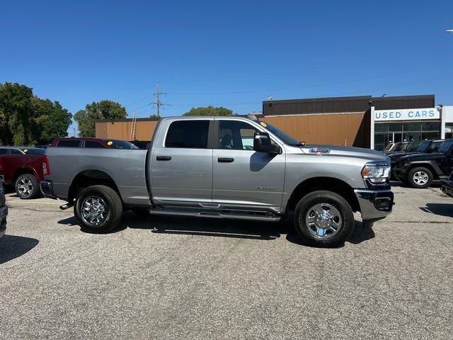 2024 RAM 2500 Big Horn Crew Cab 4x4 64 Box 2024 RAM 2500 Big Horn Crew Cab 4x4 64 Box