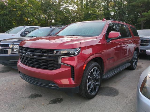 2023 Chevrolet Suburban 4WD RST