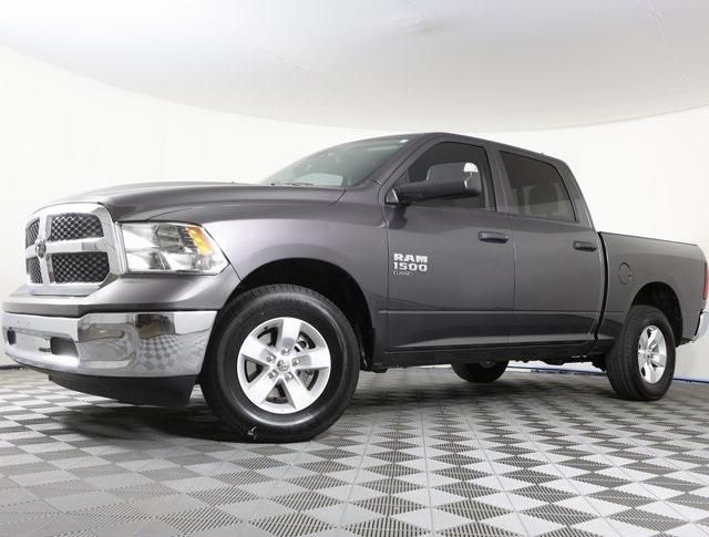2023 RAM 1500 Classic SLT Crew Cab 4x4 57 Box