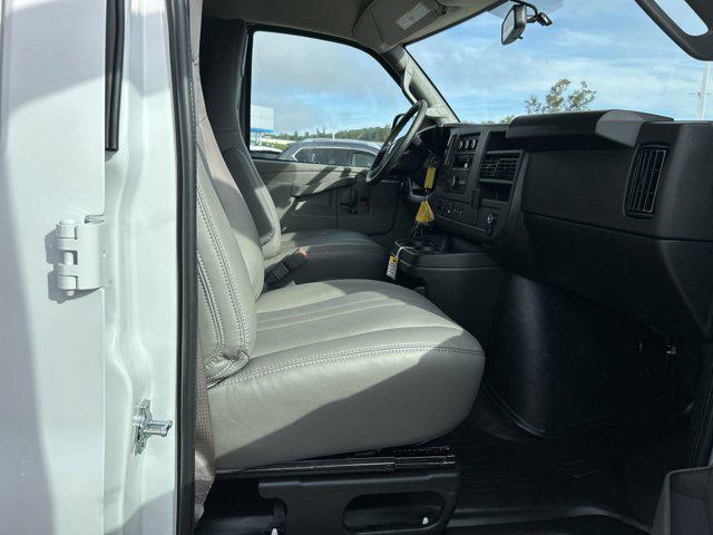 2025 Chevrolet Express Cargo Van RWD 2500 Regular Wheelbase WT