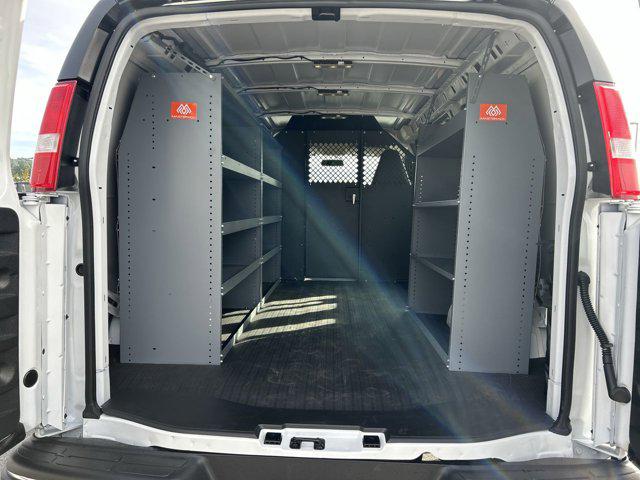 2025 Chevrolet Express Cargo Van RWD 2500 Regular Wheelbase WT