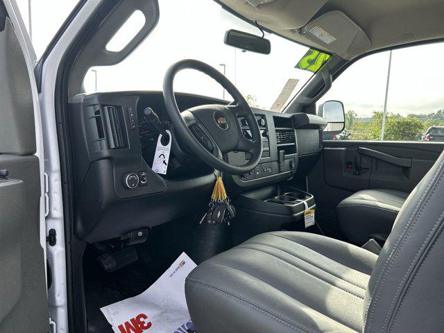2025 Chevrolet Express Cargo Van RWD 2500 Regular Wheelbase WT