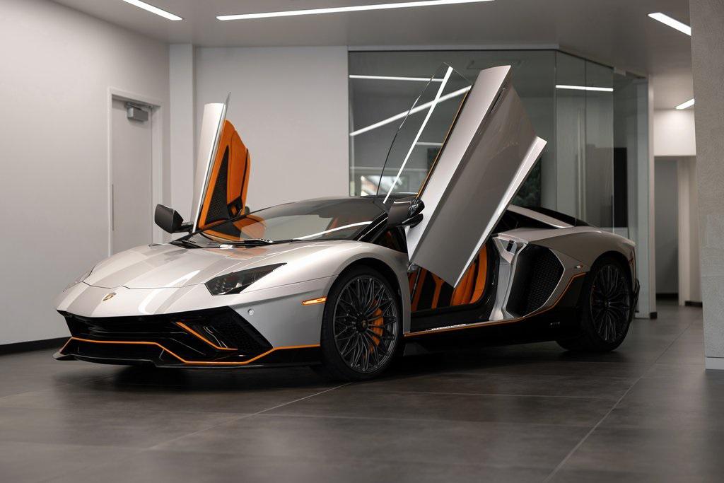 /2022 Lamborghini Aventador