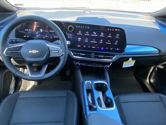 2025 Chevrolet Equinox LT 2