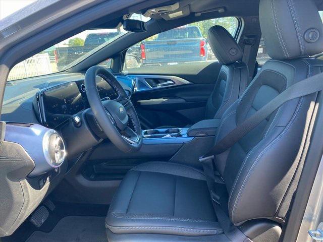 2025 Chevrolet Equinox LT 2