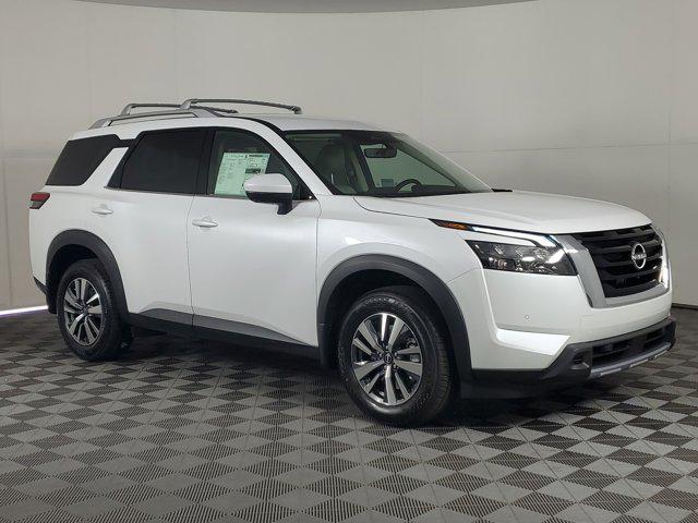 2025 Nissan Pathfinder SL FWD