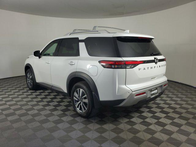 2025 Nissan Pathfinder SL FWD