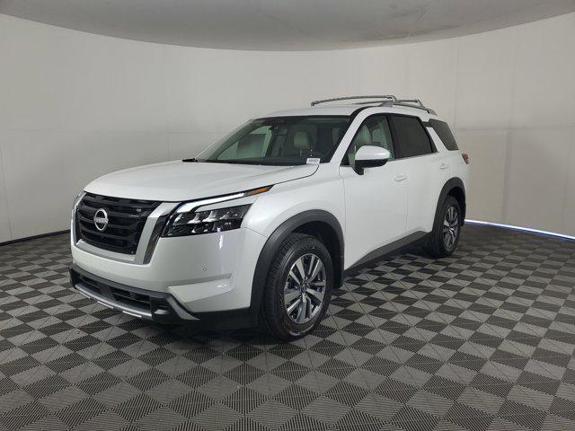 2025 Nissan Pathfinder SL FWD