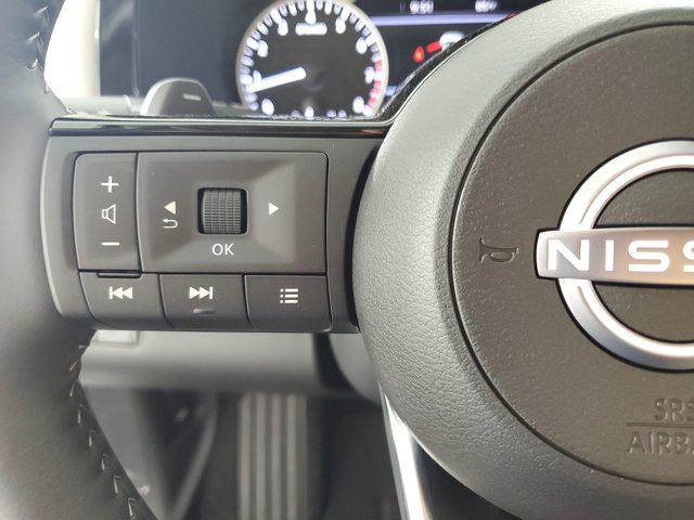 2025 Nissan Pathfinder SL FWD