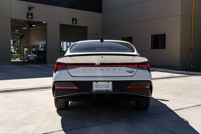 2025 Hyundai Elantra Hybrid SEL Sport