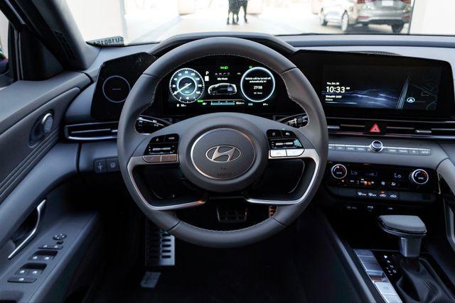 2025 Hyundai Elantra Hybrid SEL Sport