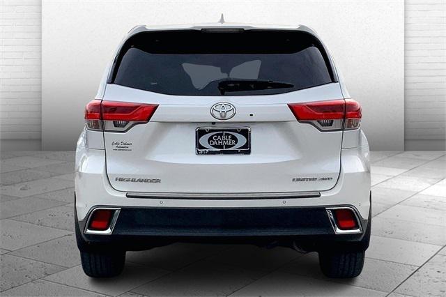 2017 Toyota Highlander Limited
