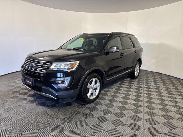 2017 Ford Explorer XLT 2017 Ford Explorer XLT