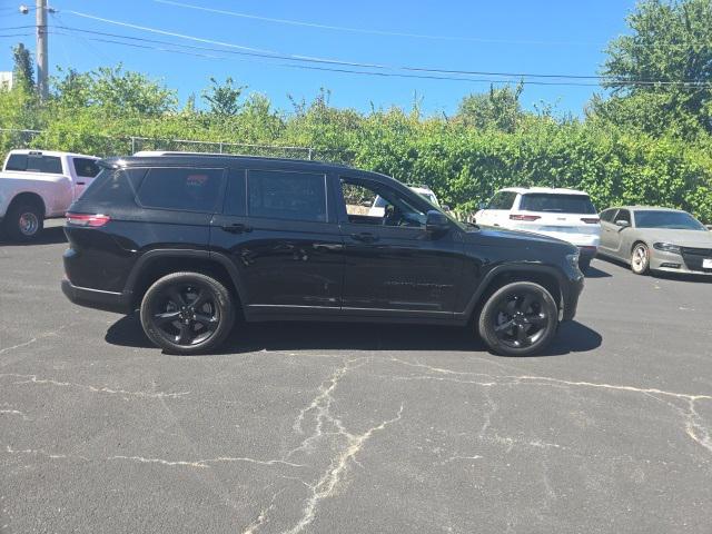 2022 Jeep Grand Cherokee L Altitude 4x4