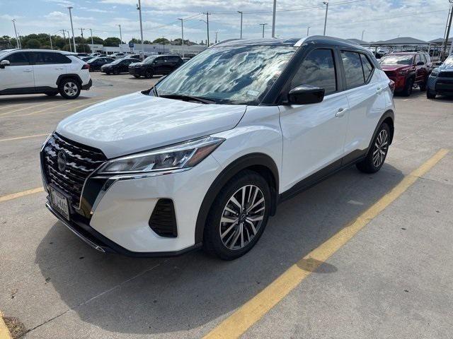 2022 Nissan Kicks SV Xtronic CVT