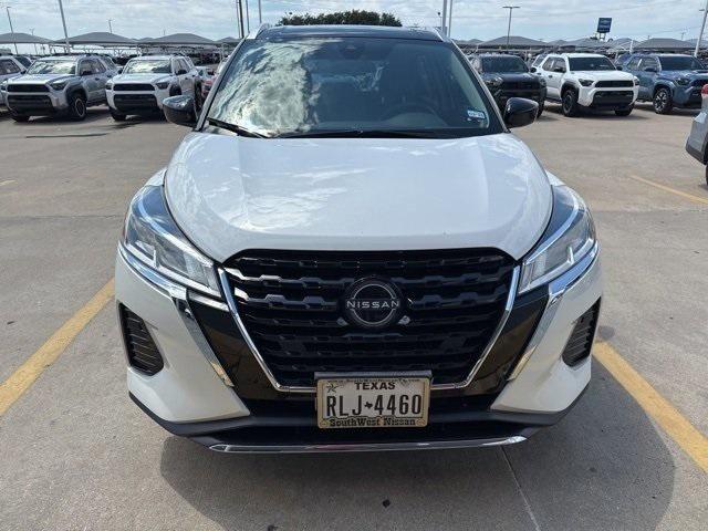 2022 Nissan Kicks SV Xtronic CVT