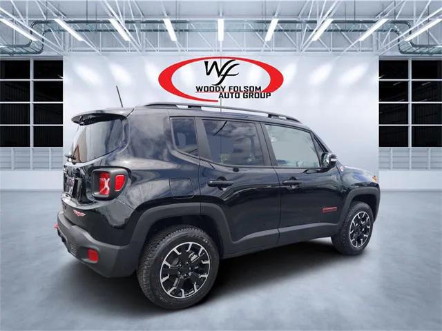 2023 Jeep Renegade Trailhawk 4x4