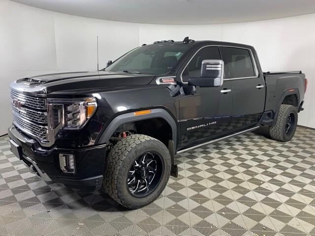 2022 GMC Sierra 2500HD 4WD Crew Cab Standard Bed Denali