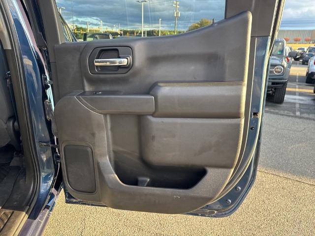 2021 Chevrolet Silverado 1500 4WD Crew Cab Short Bed LT